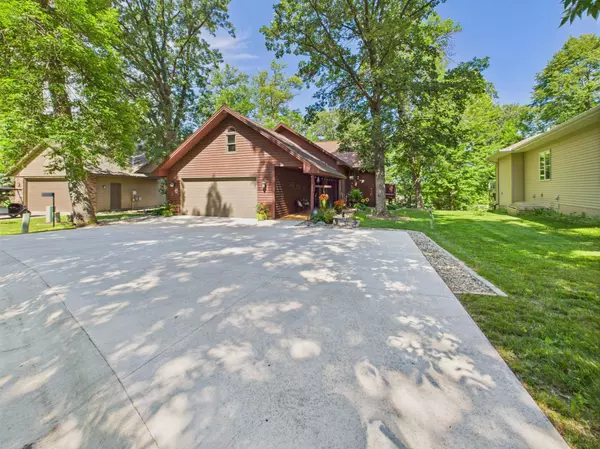 305 Birchcrest DR, Glenwood Twp, MN 56334