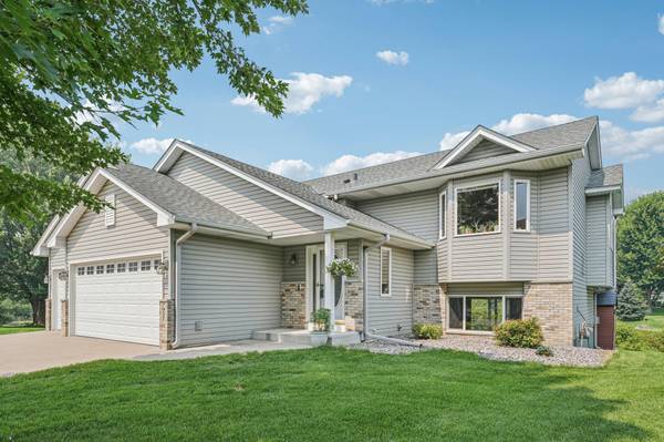 7951 Joseph CT, Lino Lakes, MN 55014