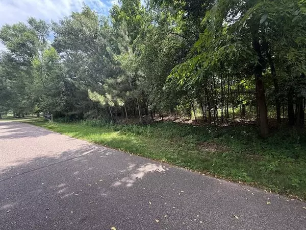 Eau Claire, WI 54701,TBD Bittersweet RD