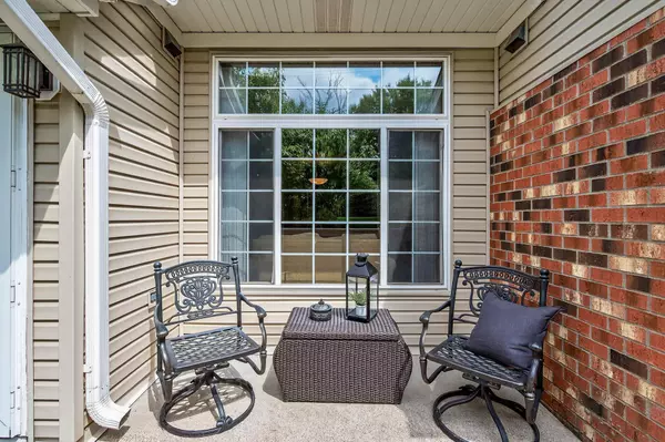 Eagan, MN 55122,1870 Sapphire PT