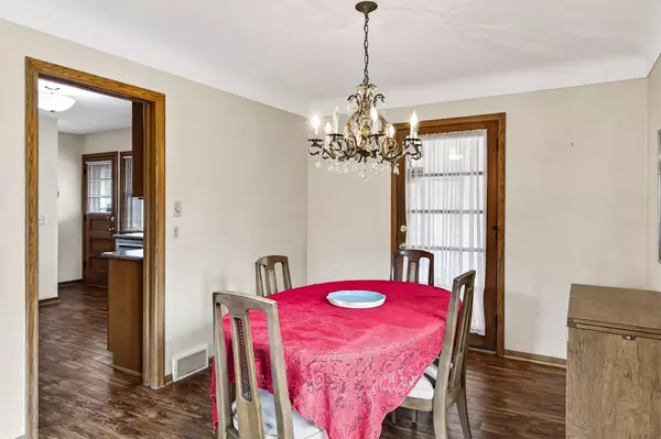 Bloomington, MN 55420,9549 5th AVE S