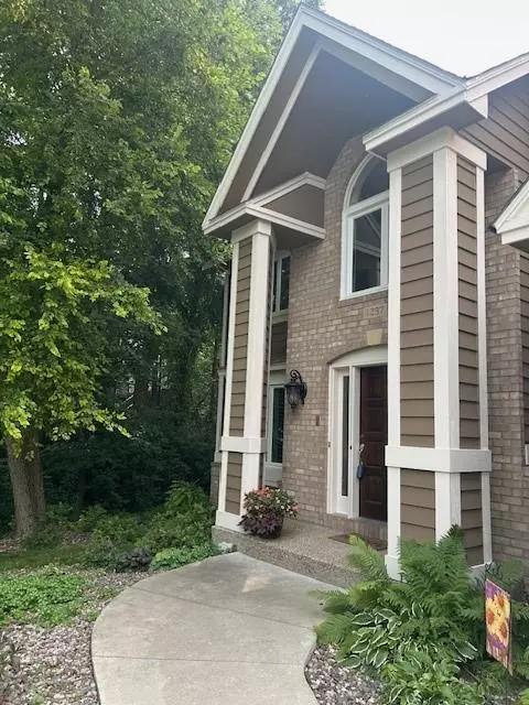 Burnsville, MN 55337,1237 Summit Oaks DR