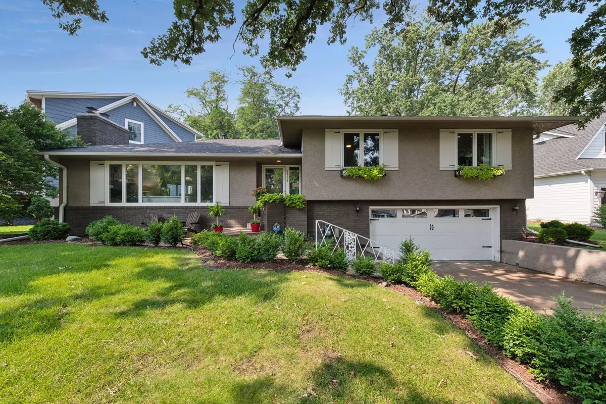 Edina, MN 55424,5712 Fairfax AVE