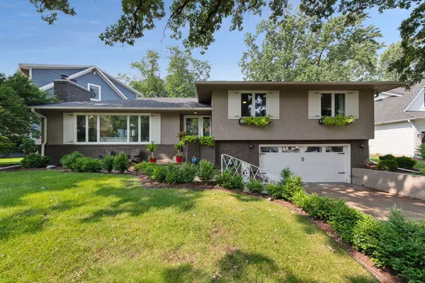 5712 Fairfax AVE, Edina, MN 55424