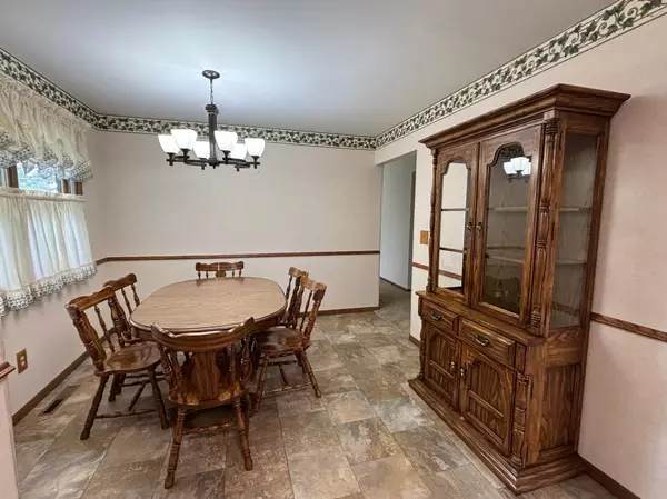 Thief River Falls, MN 56701,722 Kendall AVE S