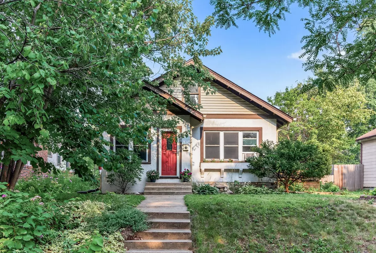 Minneapolis, MN 55406,2537 31st AVE S