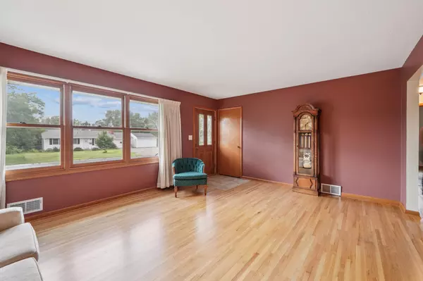 Bloomington, MN 55437,8227 Harrison RD