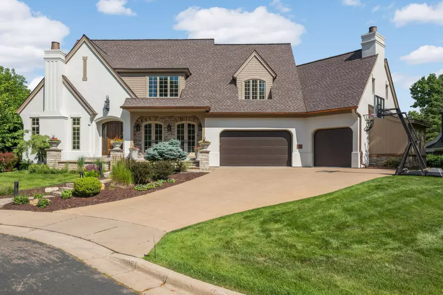 70 Brunswick AVE N, Golden Valley, MN 55422