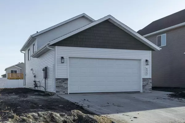 Horace, ND 58047,6422 82nd AVE S