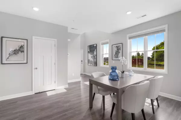 Lake Elmo, MN 55042,9385 4th Street N