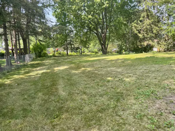 Plymouth, MN 55441,2xx Deerwood LN N