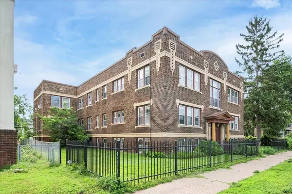 3939 Chicago AVE #103, Minneapolis, MN 55407
