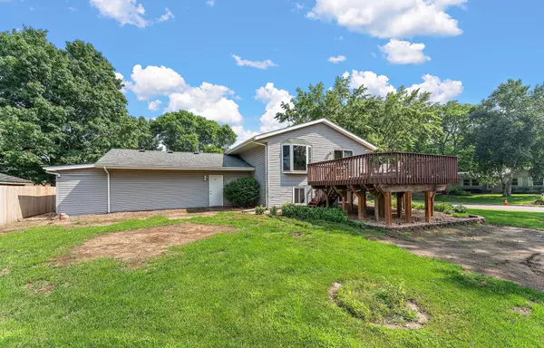 Oakdale, MN 55128,1709 Heron LN N