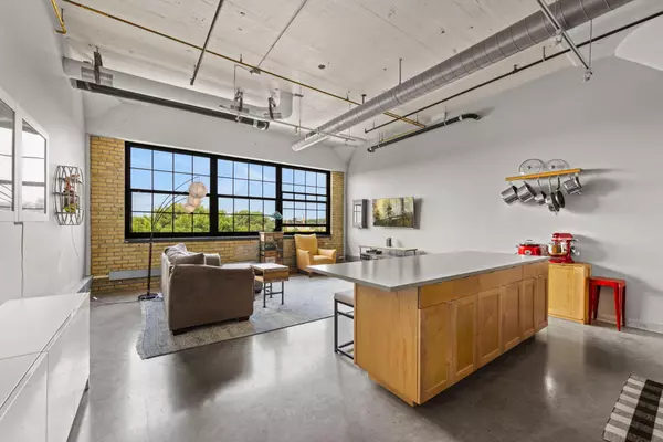 730 Stinson BLVD #418, Minneapolis, MN 55413