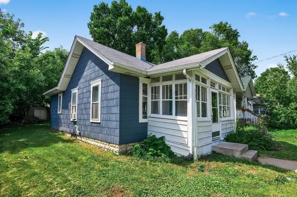 3235 Newton AVE N, Minneapolis, MN 55412