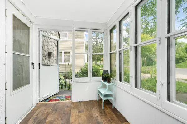 Minneapolis, MN 55418,3032 Fillmore ST NE