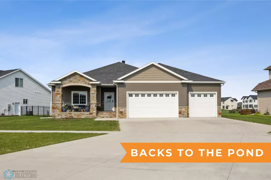 6884 21st ST S, Fargo, ND 58104