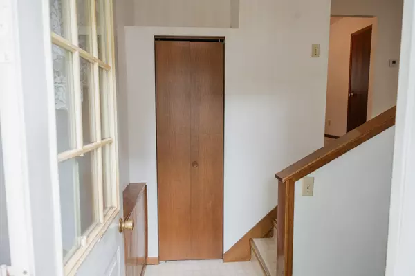 Fairmont, MN 56031,223 W 10th ST