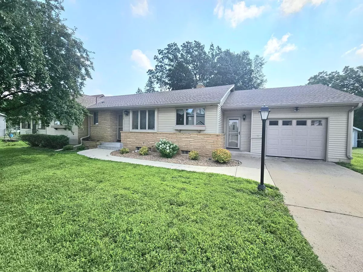 Albany, MN 56307,160 1st ST