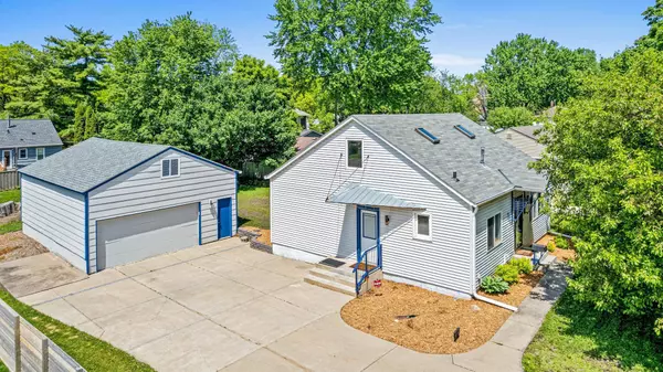 Saint Louis Park, MN 55426,3372 Texas AVE S