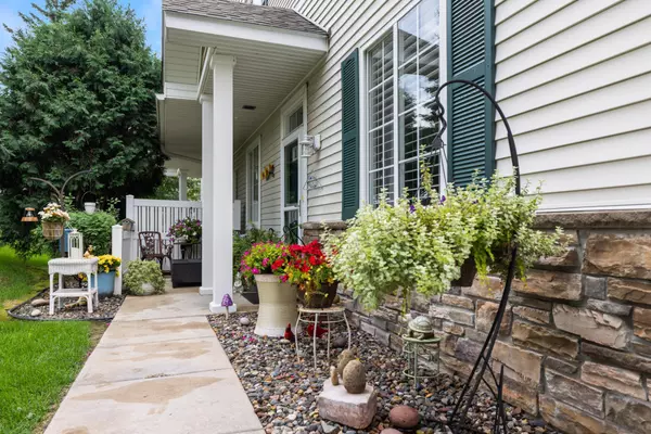 Hugo, MN 55038,13425 Europa CT N #8