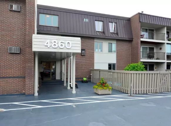 Saint Louis Park, MN 55416,4860 Park Commons Dr #309