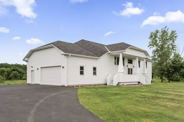37125 Stanchfield Lake RD NW, Wyanett Twp, MN 55017