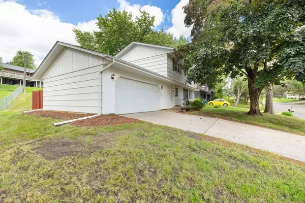 Bloomington, MN 55437,10548 Johnson RD