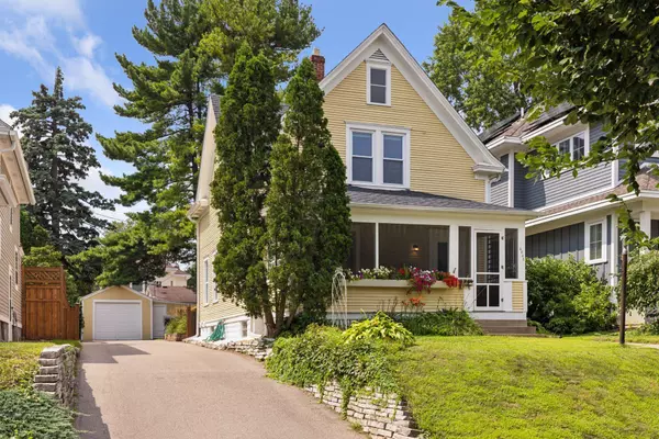 Minneapolis, MN 55410,4648 Drew AVE S