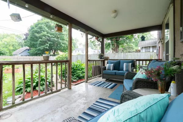 Lauderdale, MN 55113,1848 Malvern ST