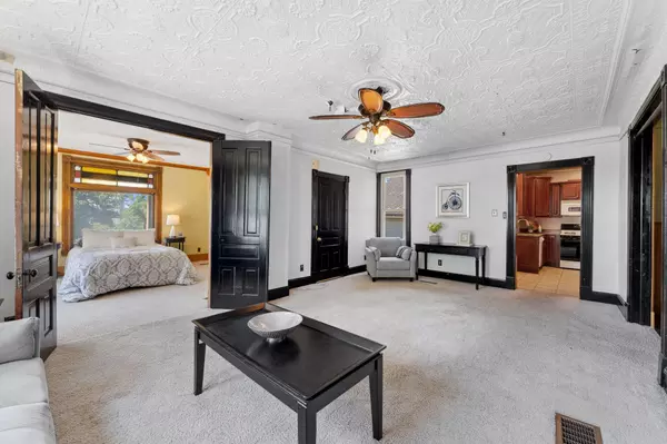 Saint Paul, MN 55102,275 Cliff ST