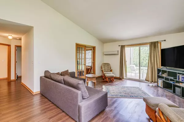 Vadnais Heights, MN 55109,999 County Road D E