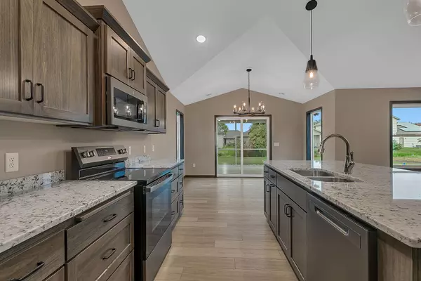 Saint Cloud, MN 56303,6847 Haven CT