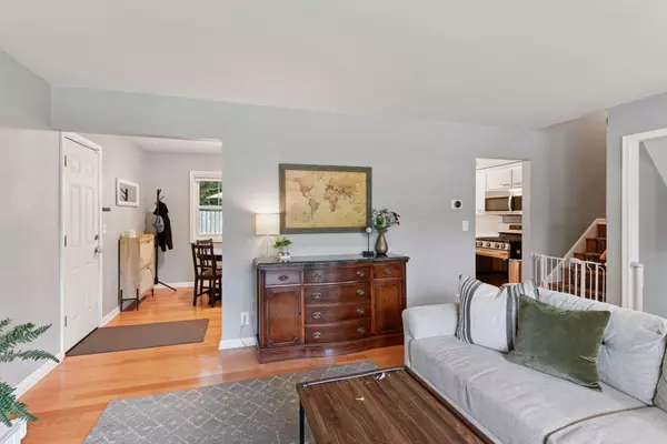 Minnetonka, MN 55345,16303 Temple DR S