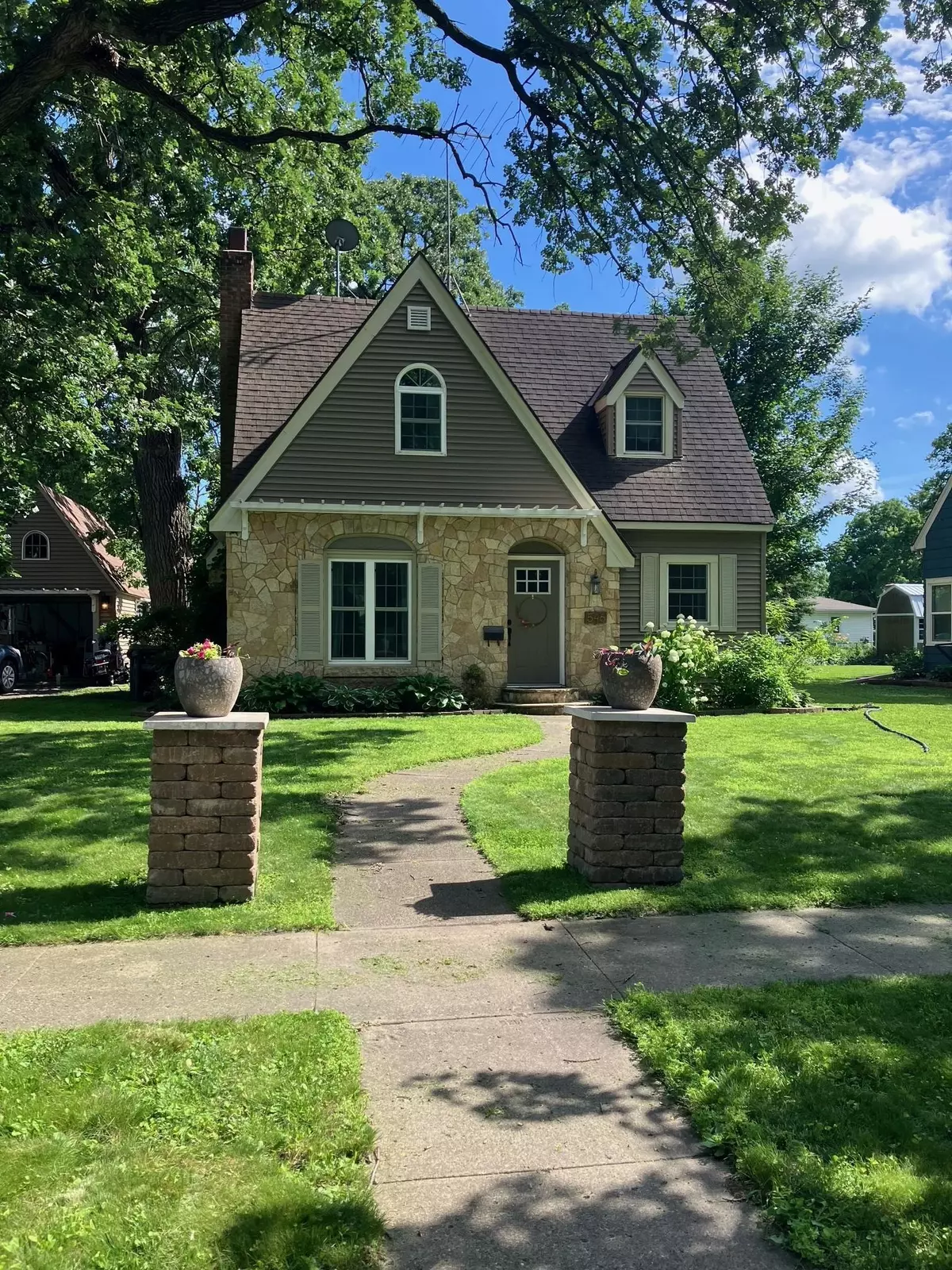 Hutchinson, MN 55350,546 Juul RD SW