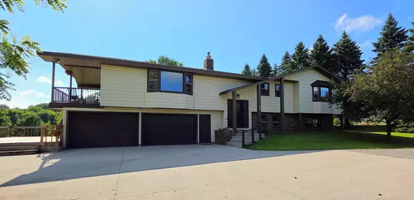 Corinna Twp, MN 55302,7409 Isaak AVE NW