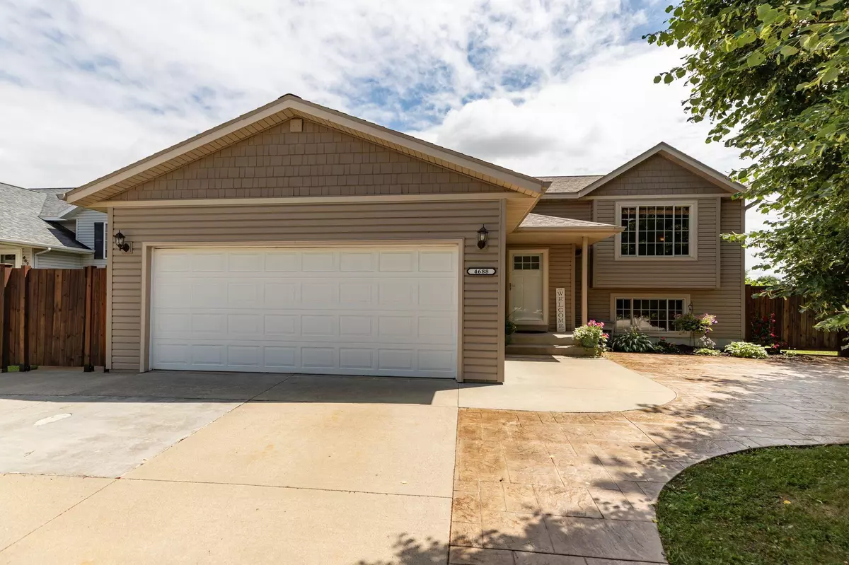 Rochester, MN 55901,4688 Savannah DR NW