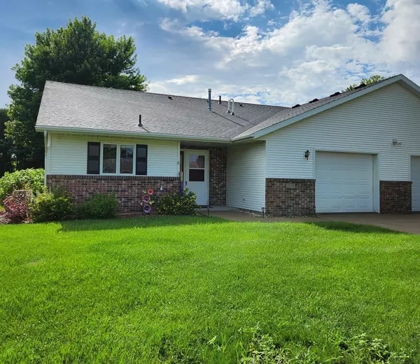 2608 10th ST SW, Willmar, MN 56201