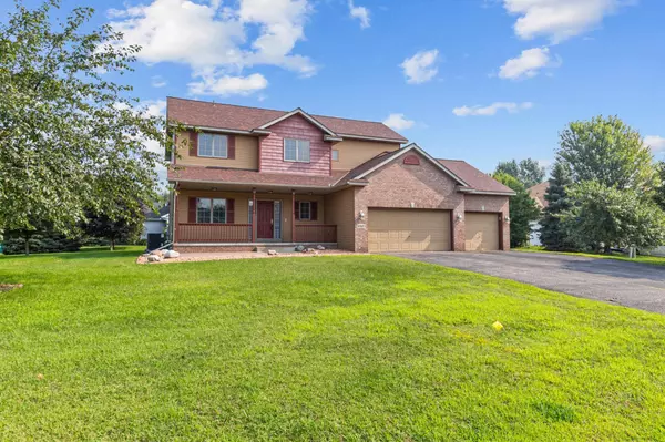 4445 Fallgold Pkwy N, Brooklyn Park, MN 55443