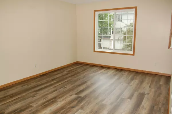 Apple Valley, MN 55124,15541 Float LN