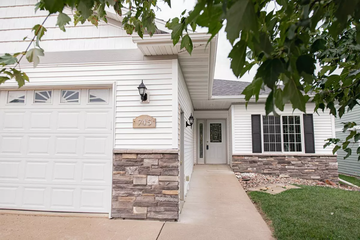 Goodview, MN 55987,745 36th AVE