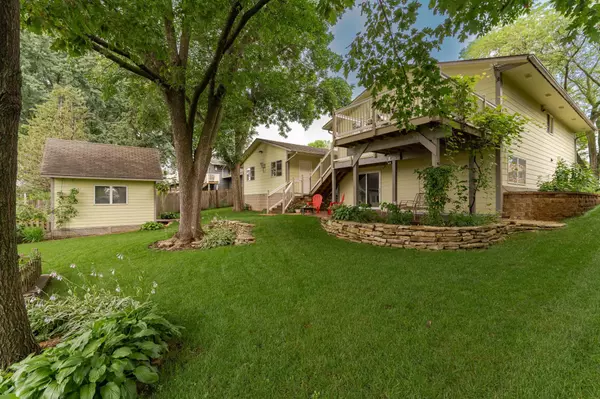Rochester, MN 55904,842 22nd ST SE