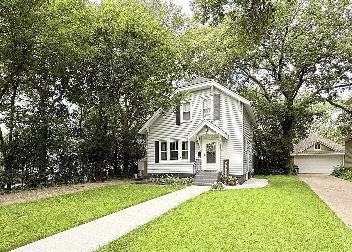 Montevideo, MN 56265,217 N 3rd ST