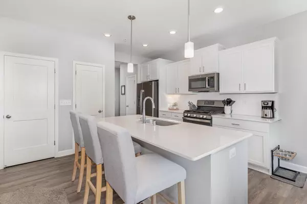 Rosemount, MN 55068,14105 Aberdeen WAY