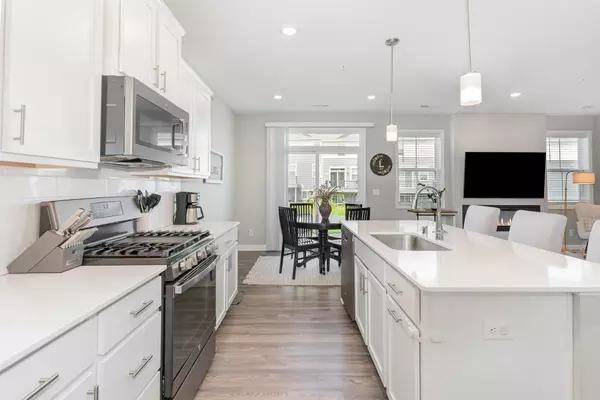 Rosemount, MN 55068,14105 Aberdeen WAY