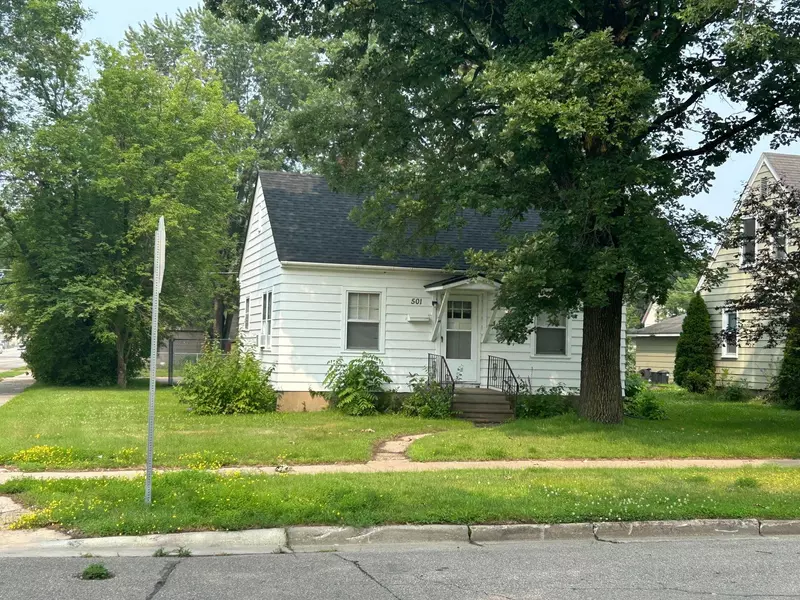 501 NE 5th AVE, Grand Rapids, MN 55744