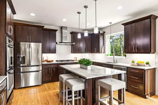 Eagan, MN 55123,710 Marsh CT