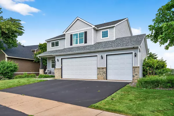 Maple Grove, MN 55311,6860 Peony LN N