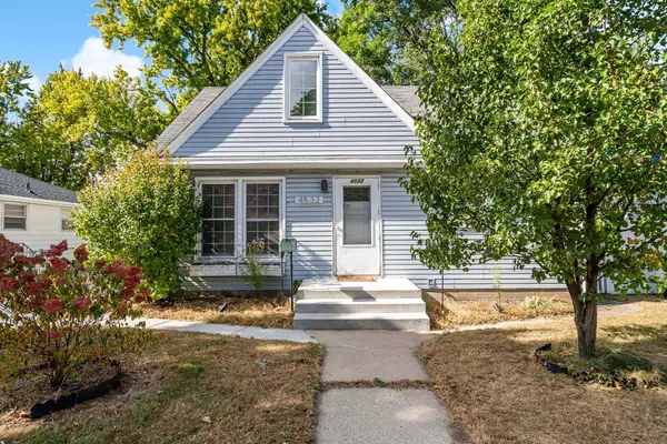 4532 2nd ST NE, Fridley, MN 55421