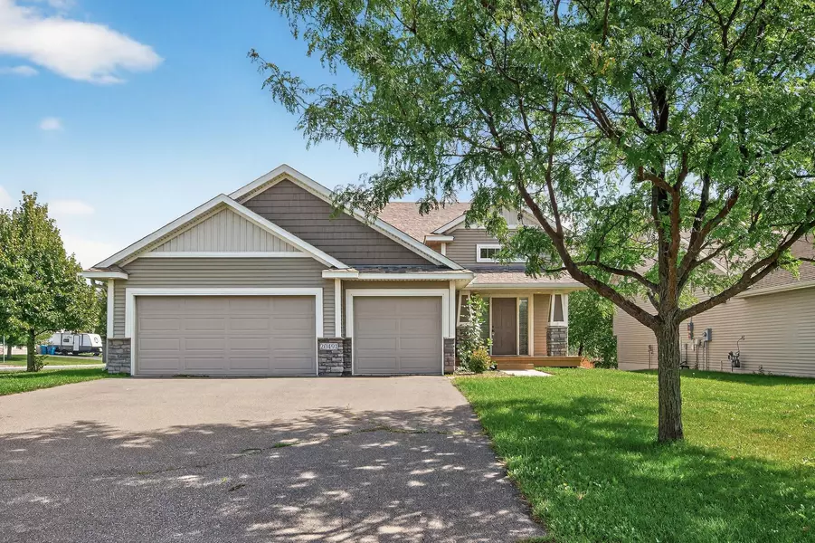 20491 Goodvine TRL N, Forest Lake, MN 55025